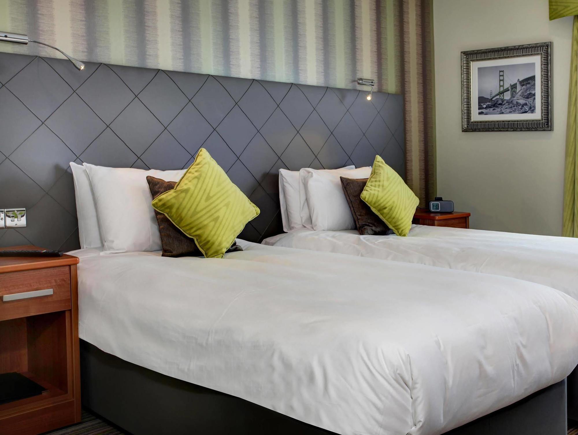 Magnolia Park Hotel, Golf & Country Club Boarstall Экстерьер фото