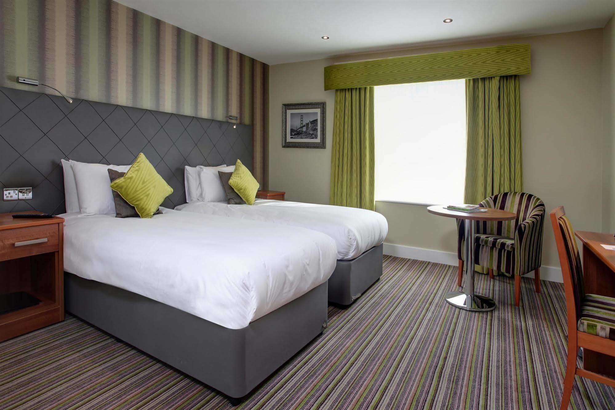 Magnolia Park Hotel, Golf & Country Club Boarstall Экстерьер фото
