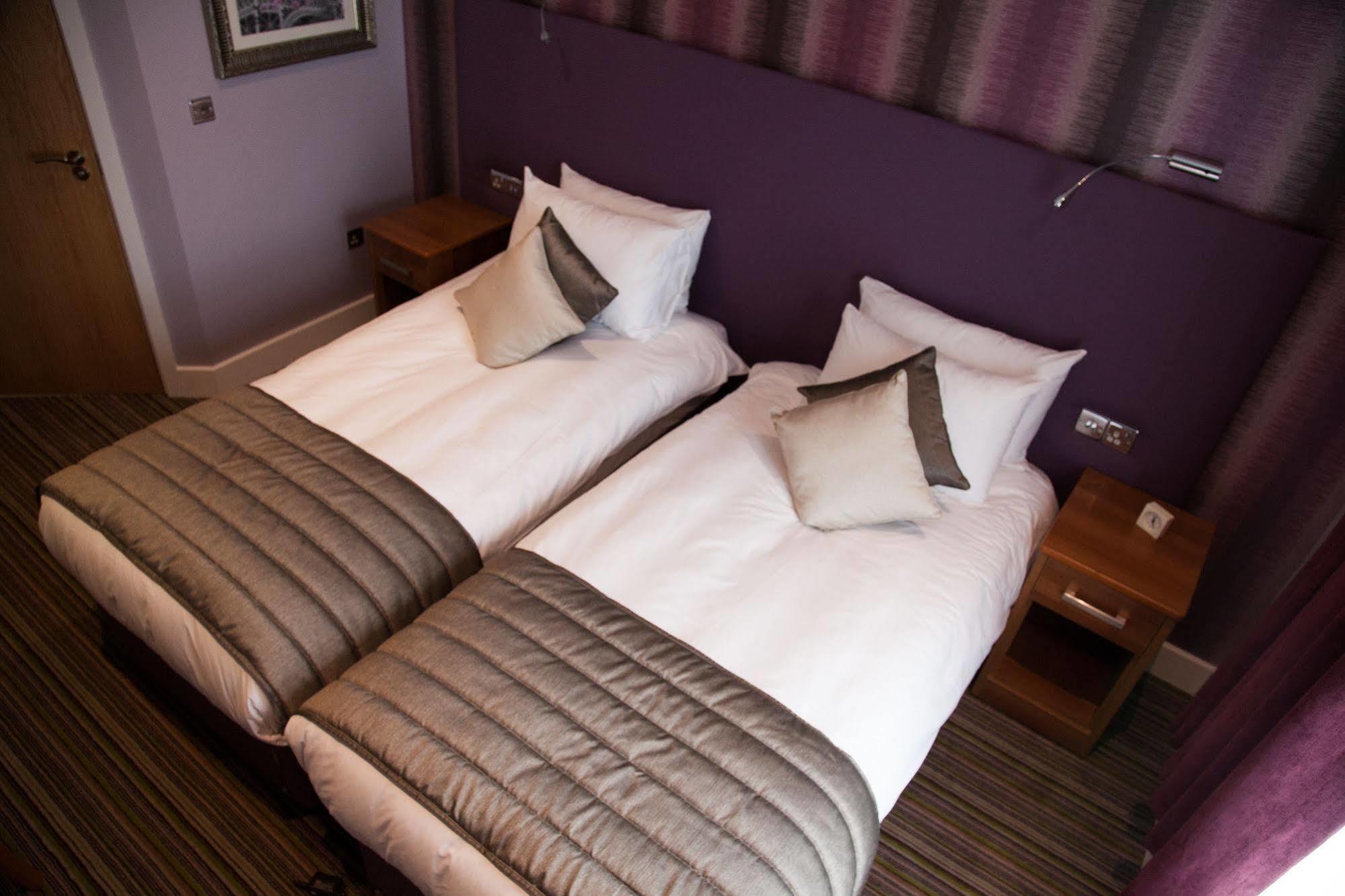 Magnolia Park Hotel, Golf & Country Club Boarstall Экстерьер фото