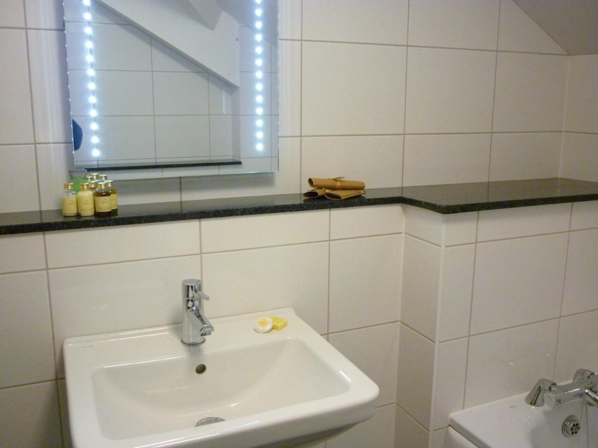Magnolia Park Hotel, Golf & Country Club Boarstall Номер фото